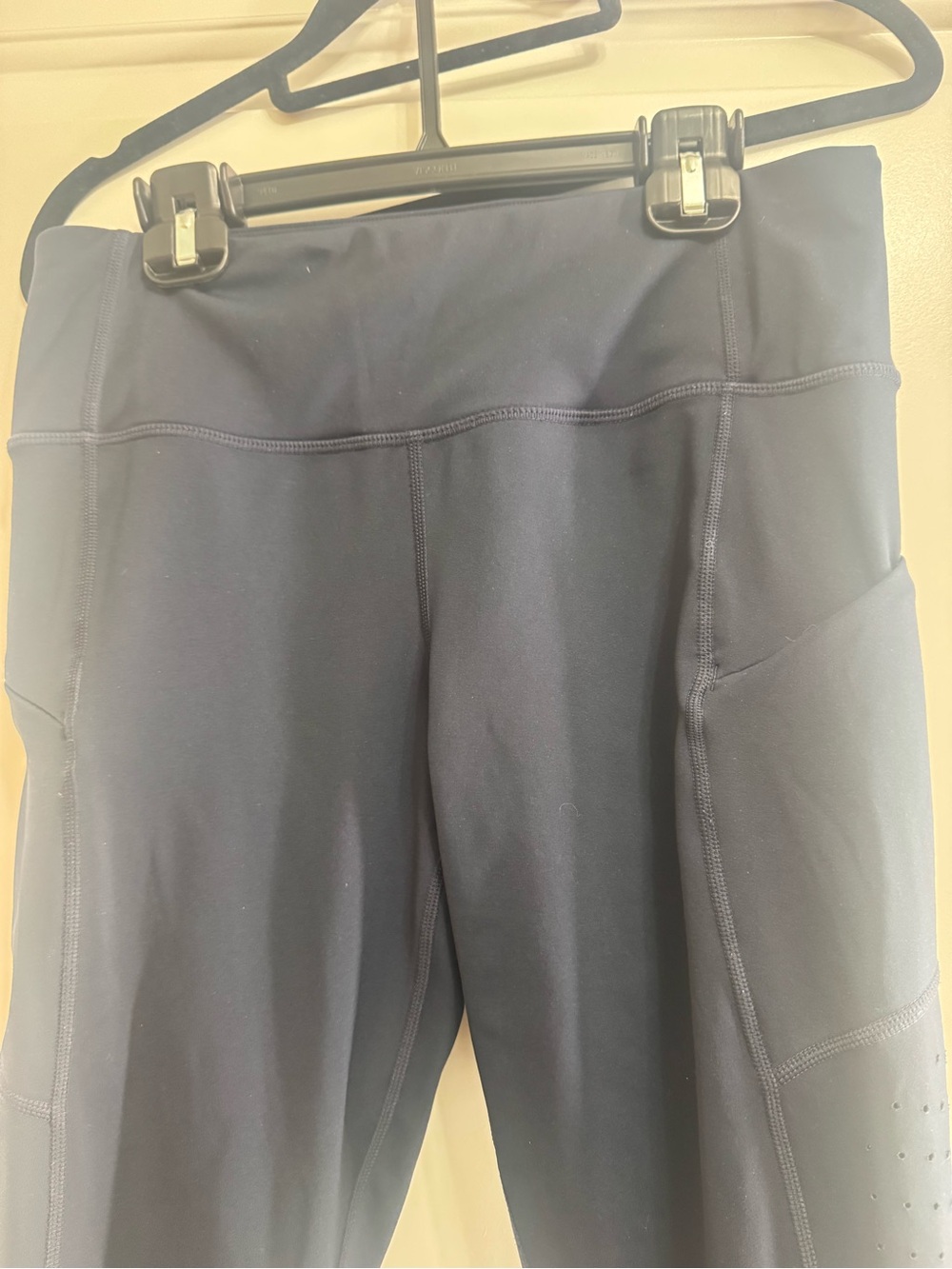 Athleta Navy Perforated Side-Panel Leggings size small EUC - Picture 5 of 9